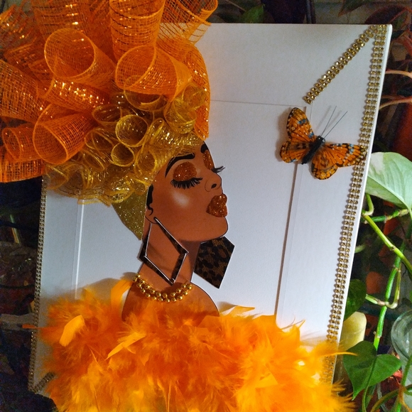 BEAUTIFUL CUSTOM DESIGN DIVA